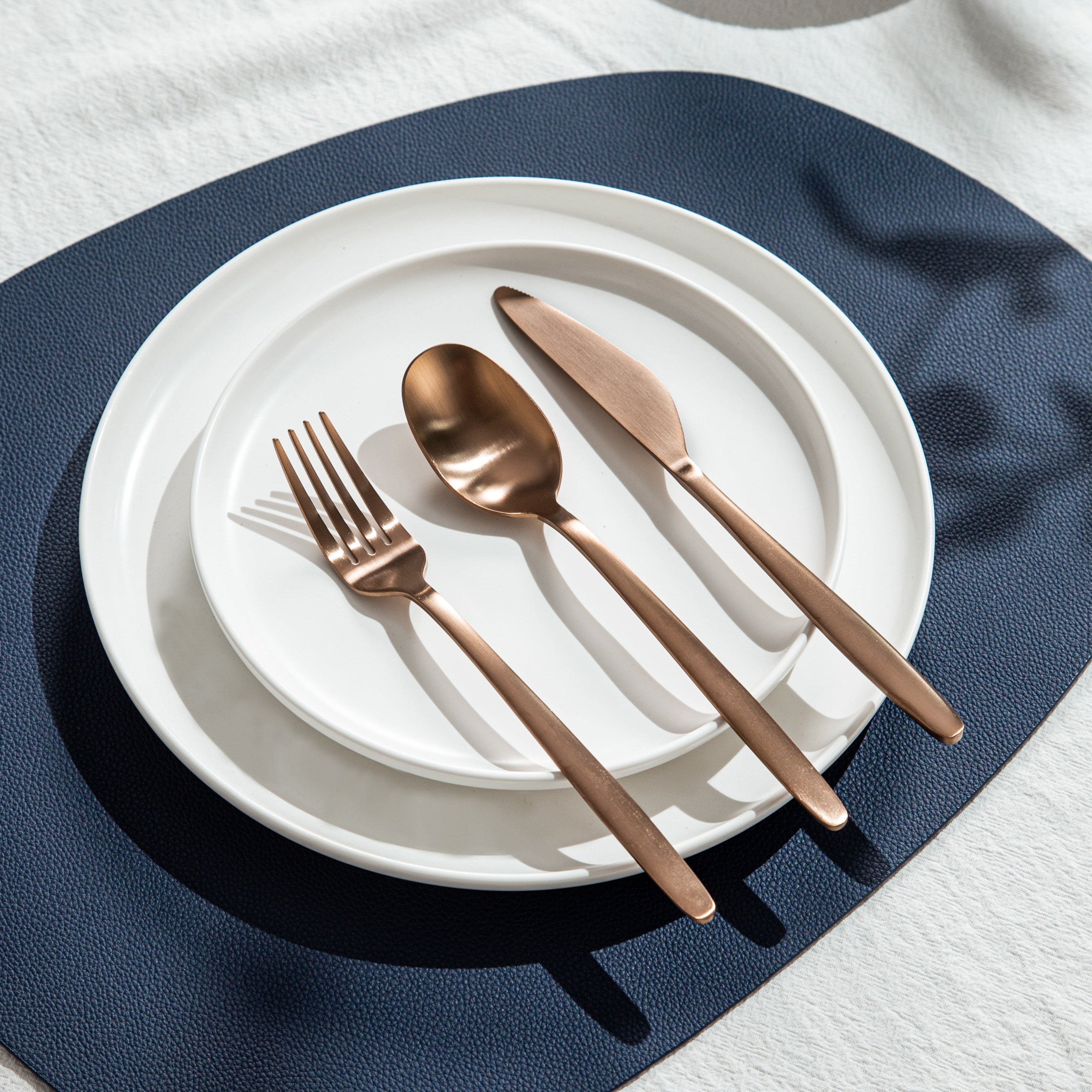 Tia Flatware