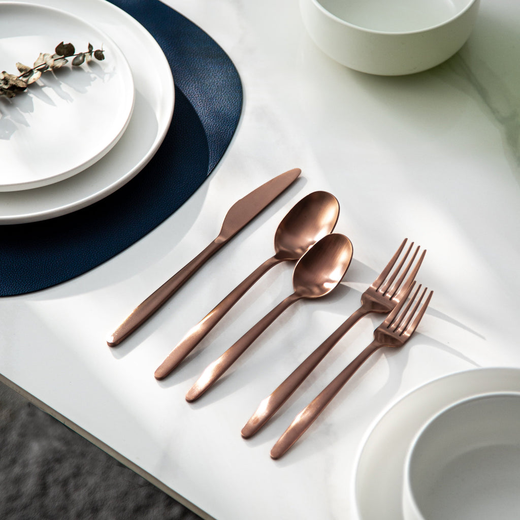 Tia Flatware