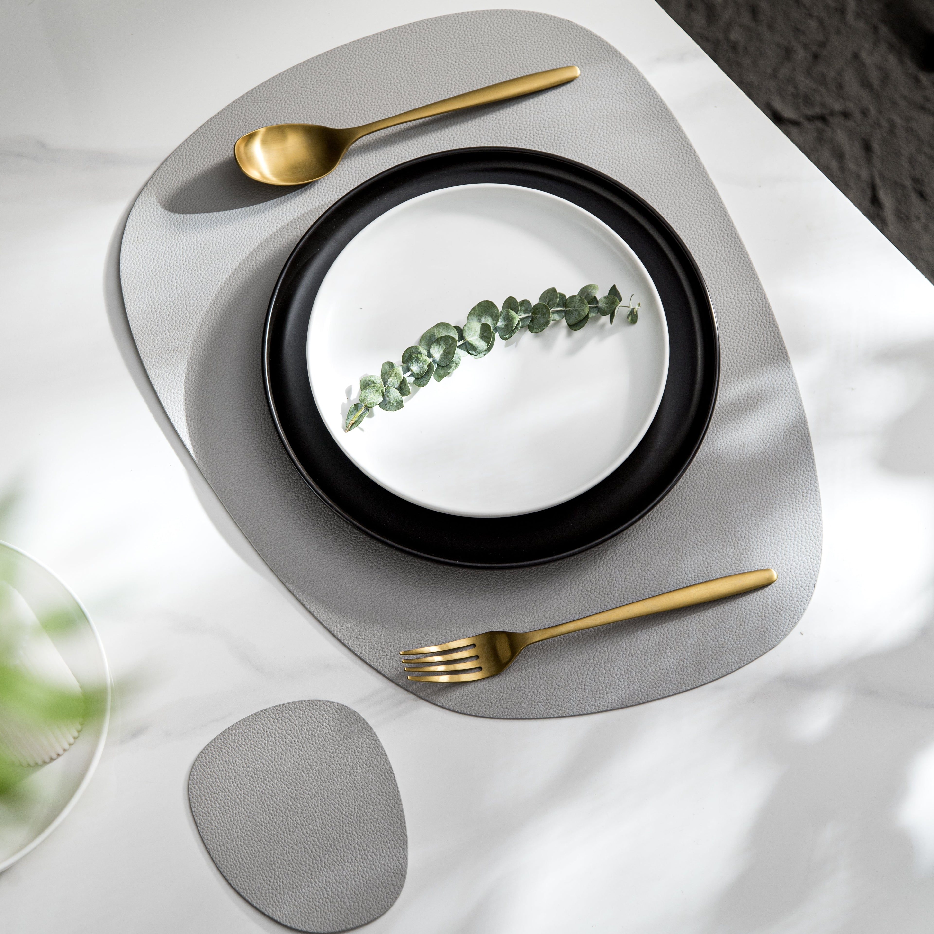 Contemporary Leather Placemats and Coasters 2.0
