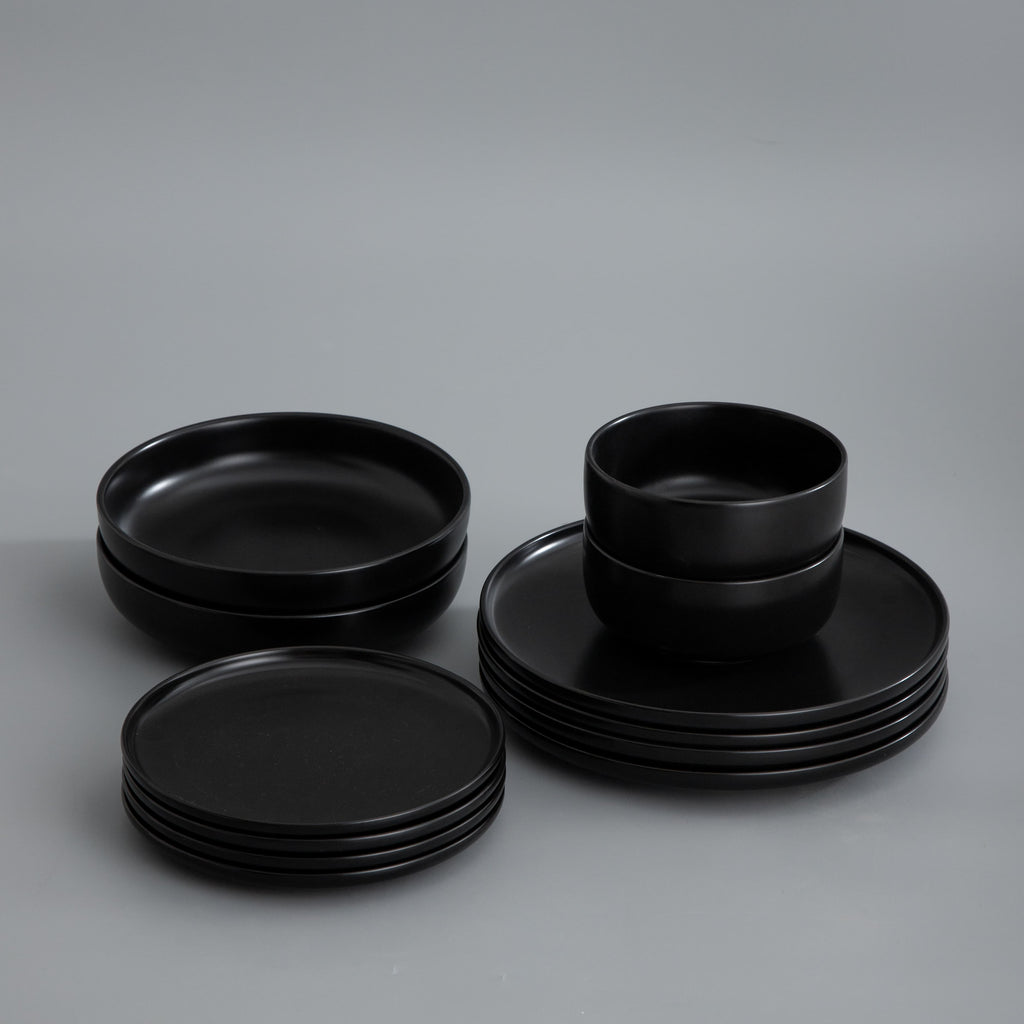 Minimalist Dinner Plate