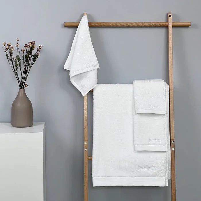 Luxury Hotel Collection Towels